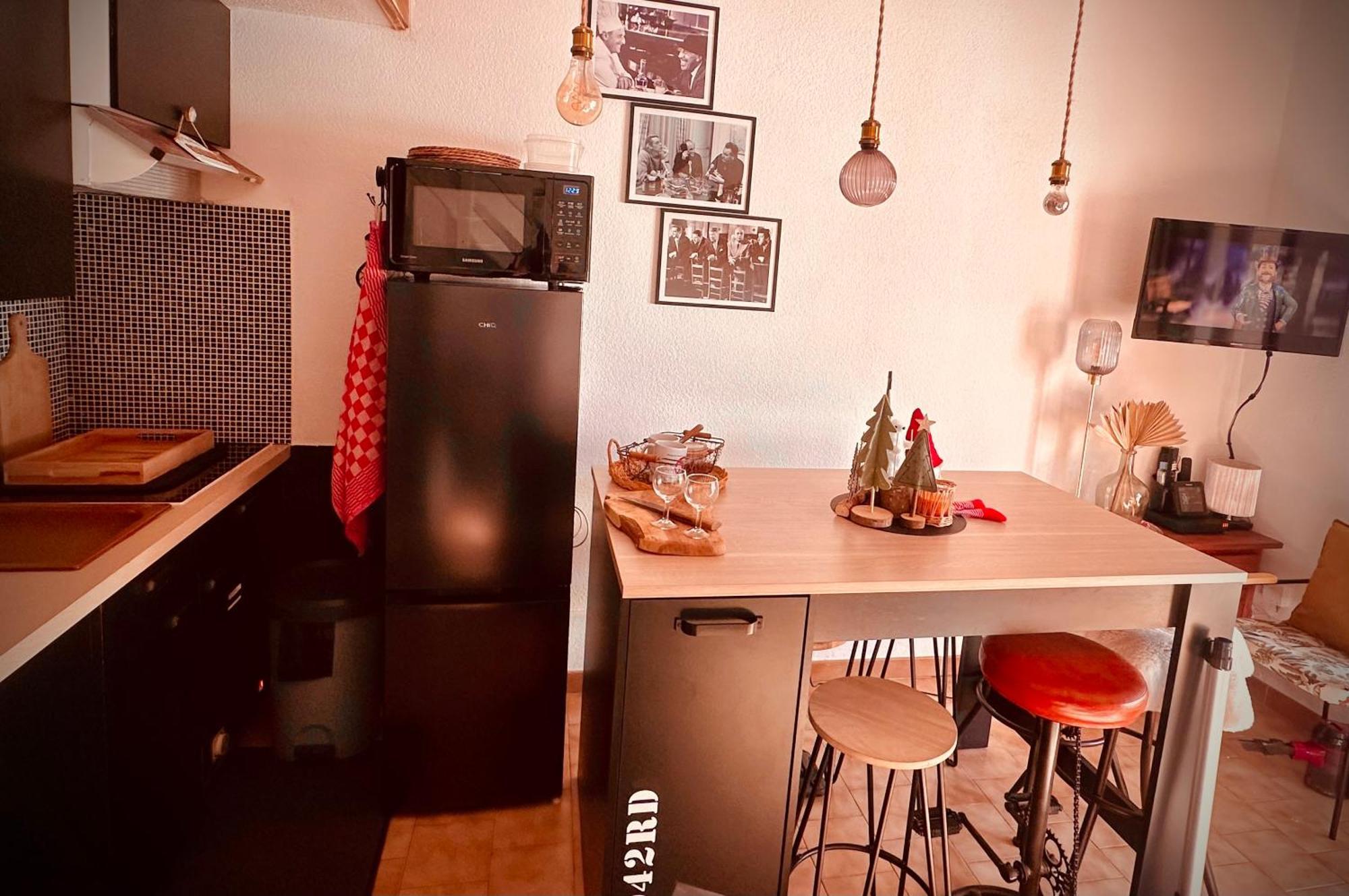 Residence Le Sunset Marseillan-Plage, Entre Mer Et Lagune De Thau, Etape Velo, Famille, Couple, Vrp, Toutou Admis, Jardin, Parking Prive Gratuit, Velos, Clim, Wifi Fibre Gratuite, Commodites, Plage Et Piste Cyclable A Proximite, 6 Couchages Nous Cont Eksteriør bilde